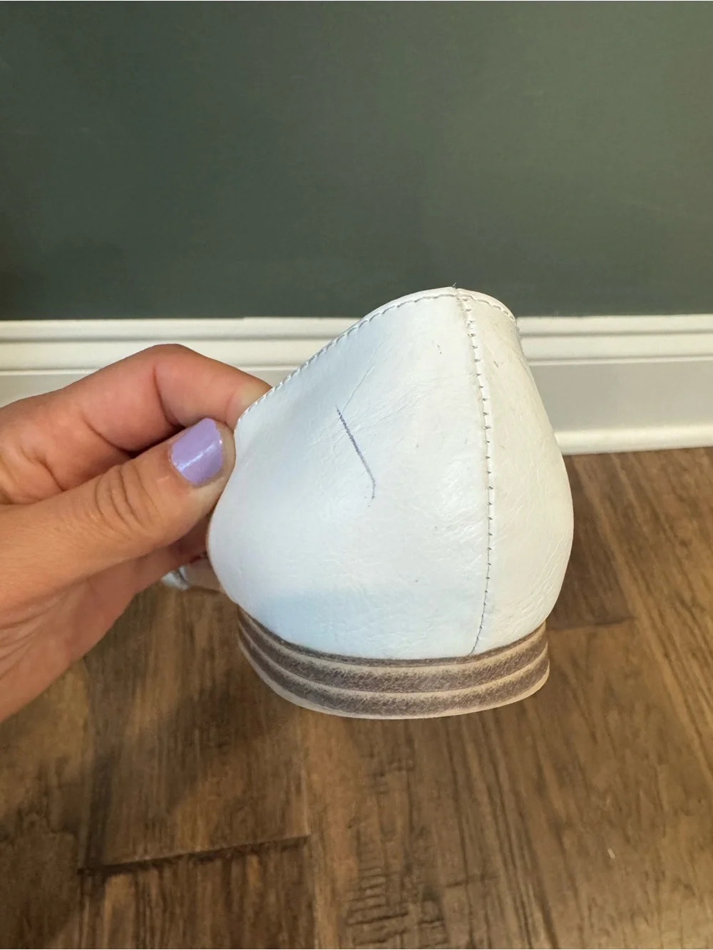 Isaac Mizrahi White Studded Pointed D'Orsay Flats